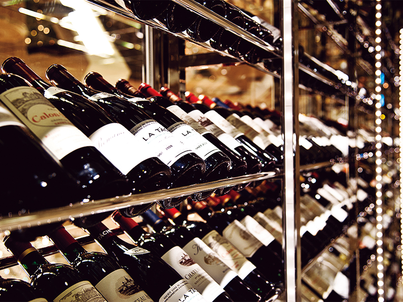 常時約200種1500本をそろえるワイン