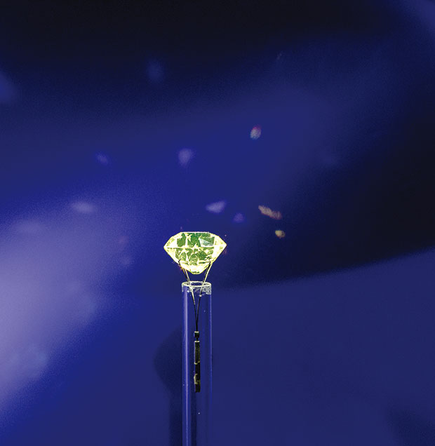 ビッグホール、ダイヤモンド