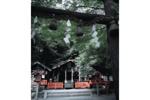 紫式部は何者か