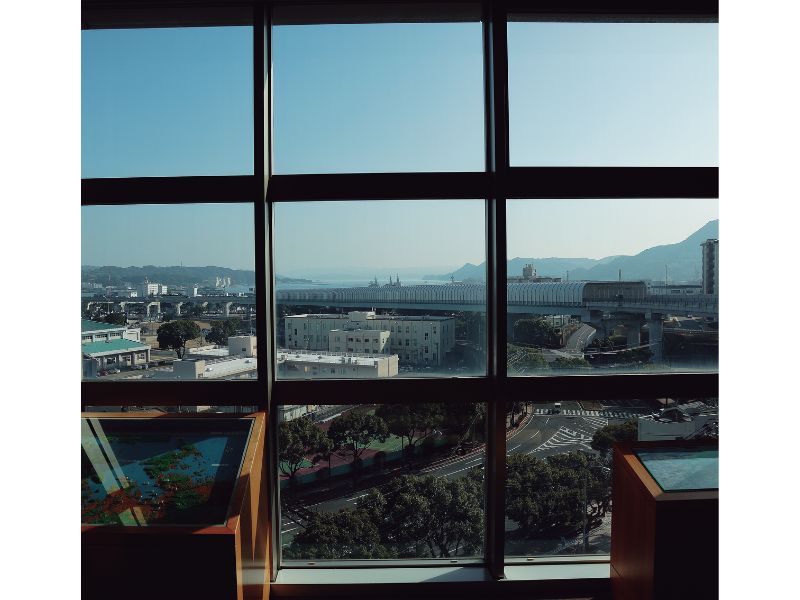 長崎喜遊曲 豊饒と冒険とスマート・ネイビーの栄光 佐世保