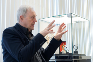 まつあみ靖　エンドユーザーを意識したエキシビションが描く未来