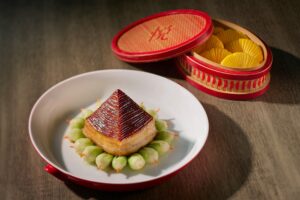 グランド ハイアット 東京で杭州料理の至宝ジミー・ウェイ氏が放つ革新の美食を味わう